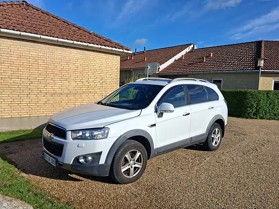 Chevrolet Captiva 2011 photo 2