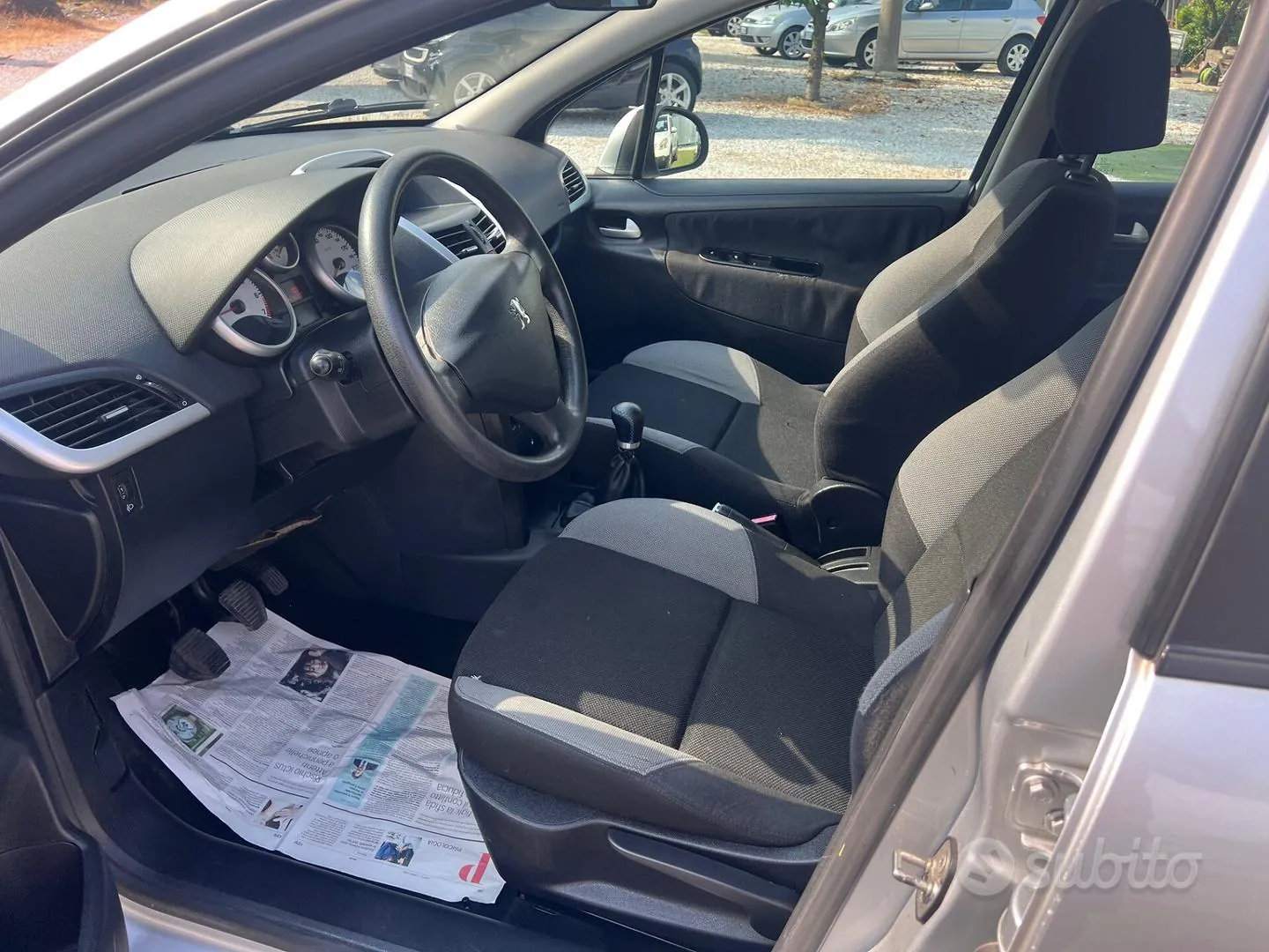 Peugeot 207 2007 photo 3