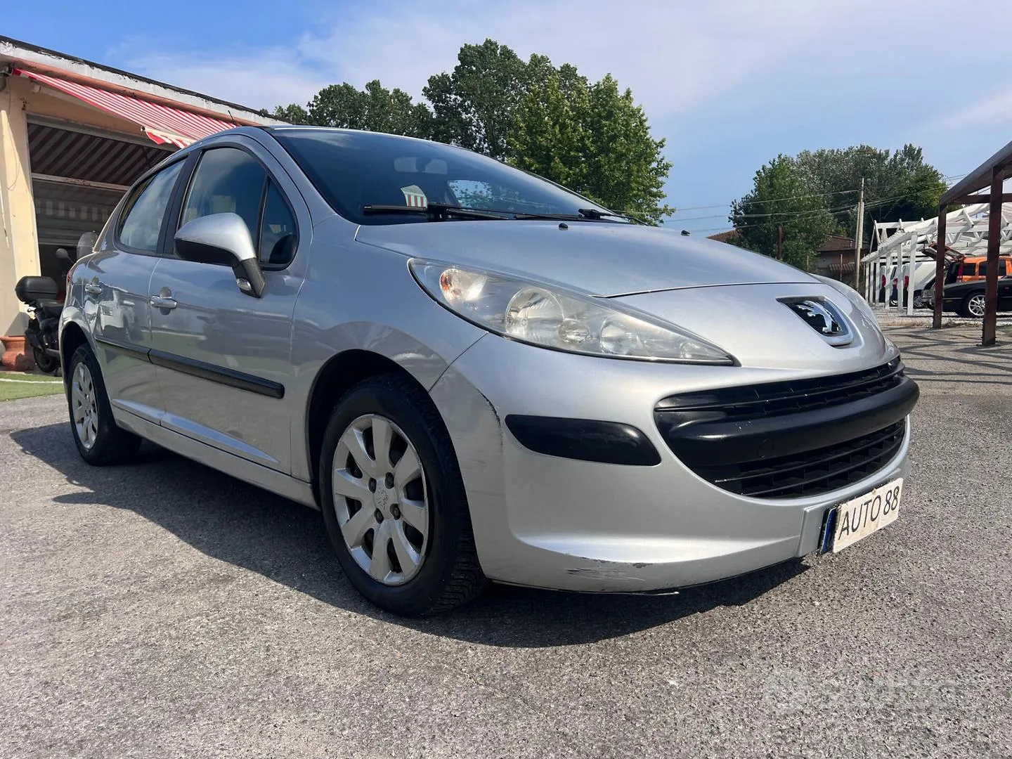 Peugeot 207 2007 photo 2