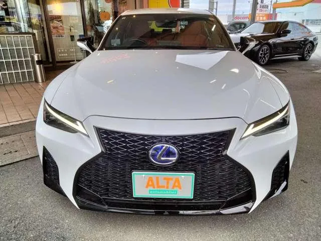 Lexus Is 2021 photo 2