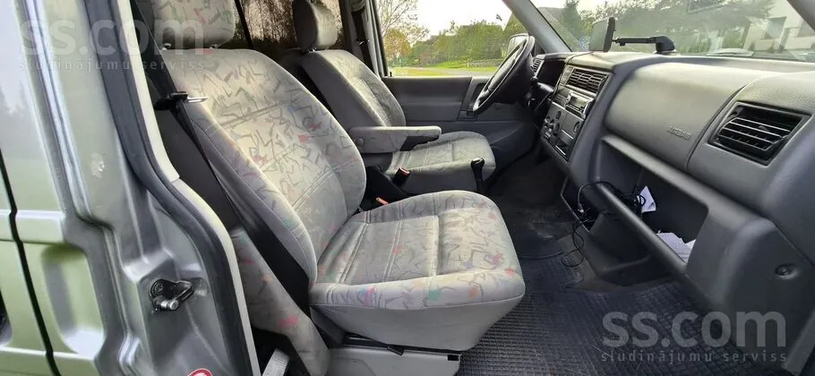 Volkswagen Multivan 1997 photo 4