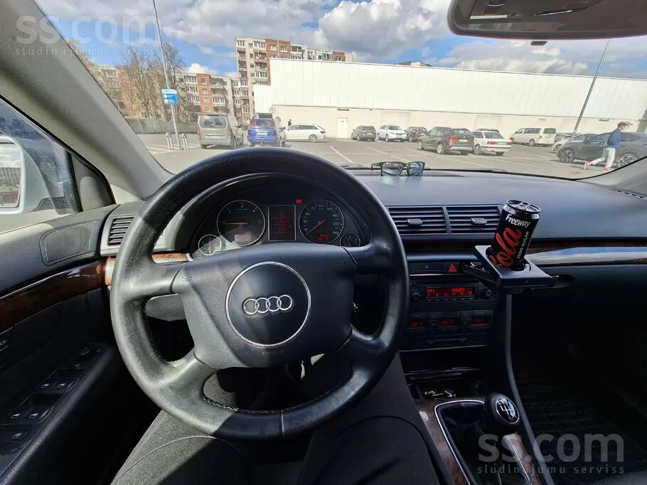 Audi A4 2005 photo 4