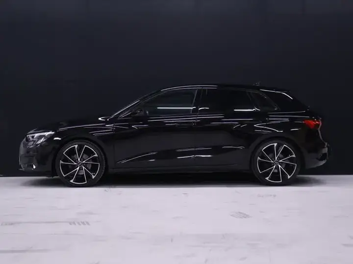 Audi A3 2022 photo 2