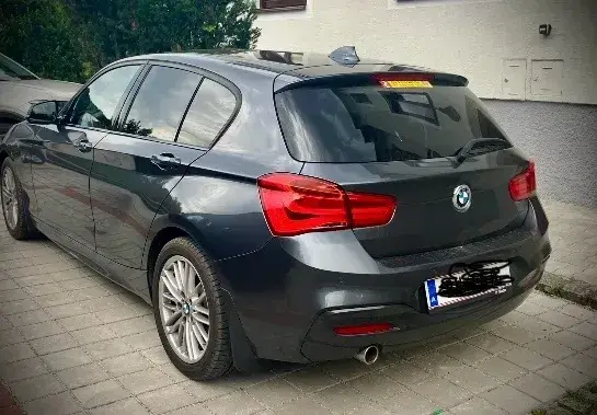 BMW 1 Series 2018 photo 2