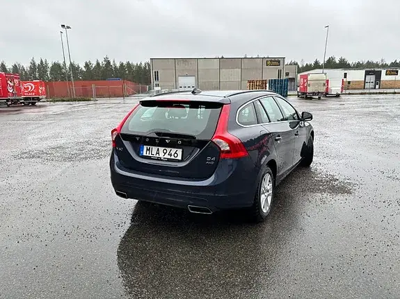 Volvo V60 2014 photo 3
