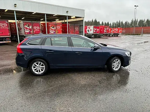Volvo V60 2014 photo 4