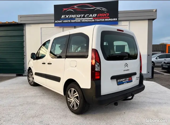 Citroen Berlingo 2012 photo 2