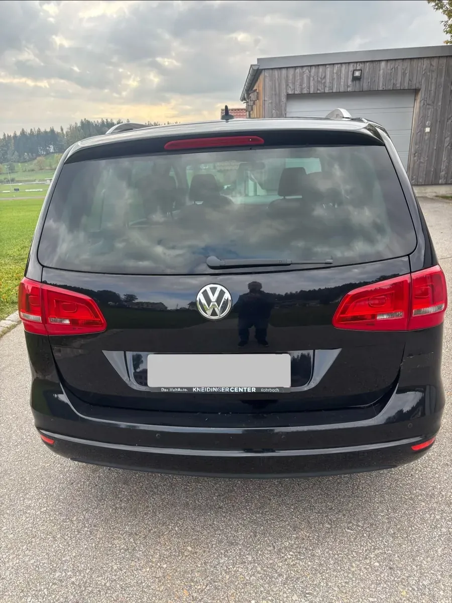 Volkswagen Sharan 2011 photo 3