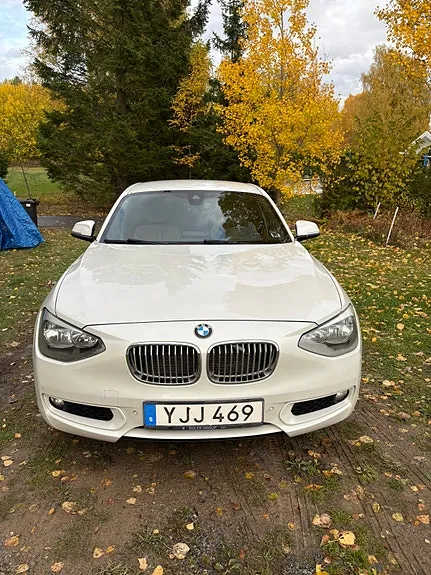 BMW 118I 2012 photo 2