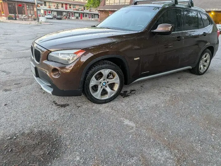 BMW X1 2012 photo 2