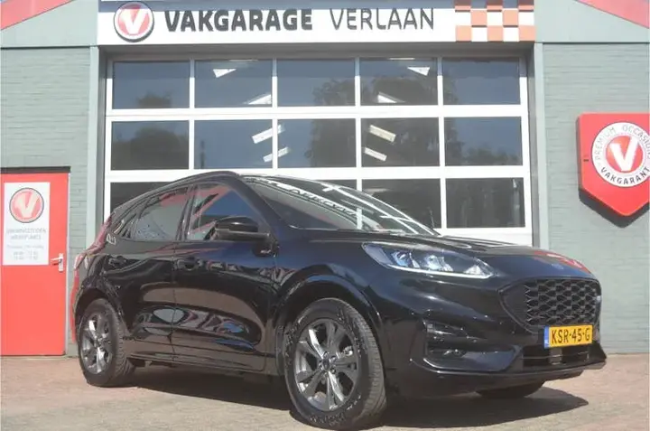 Ford Kuga 2021 photo 2