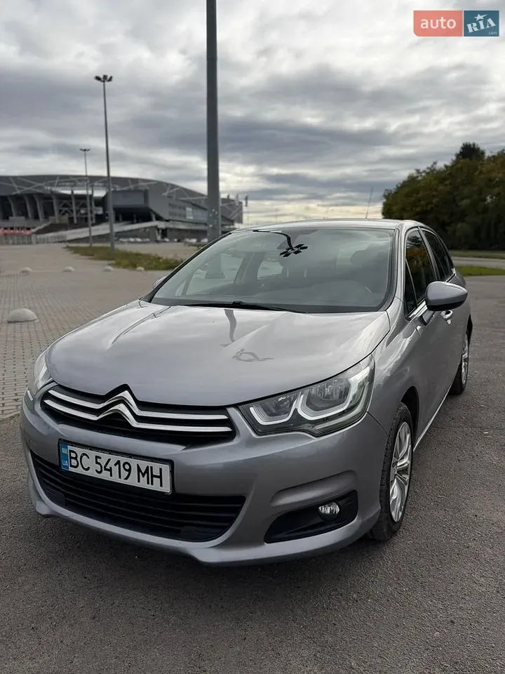 Citroen C4 2016 photo 2