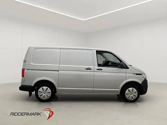 Volkswagen Transporter 2023 photo 2