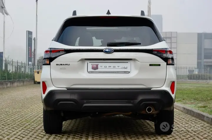 Subaru Forester 2025 photo 5