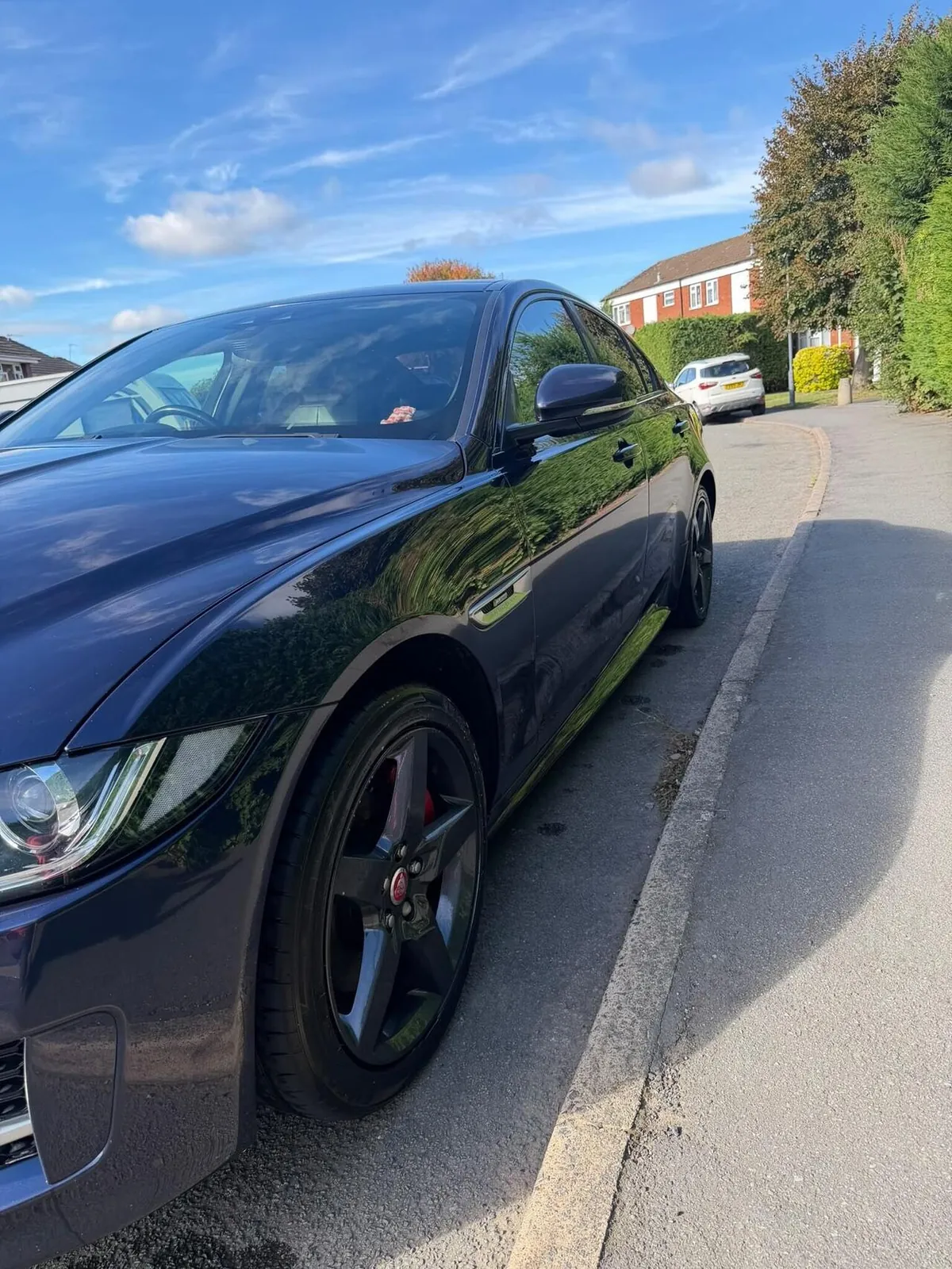 Jaguar Xe 2016 photo 5