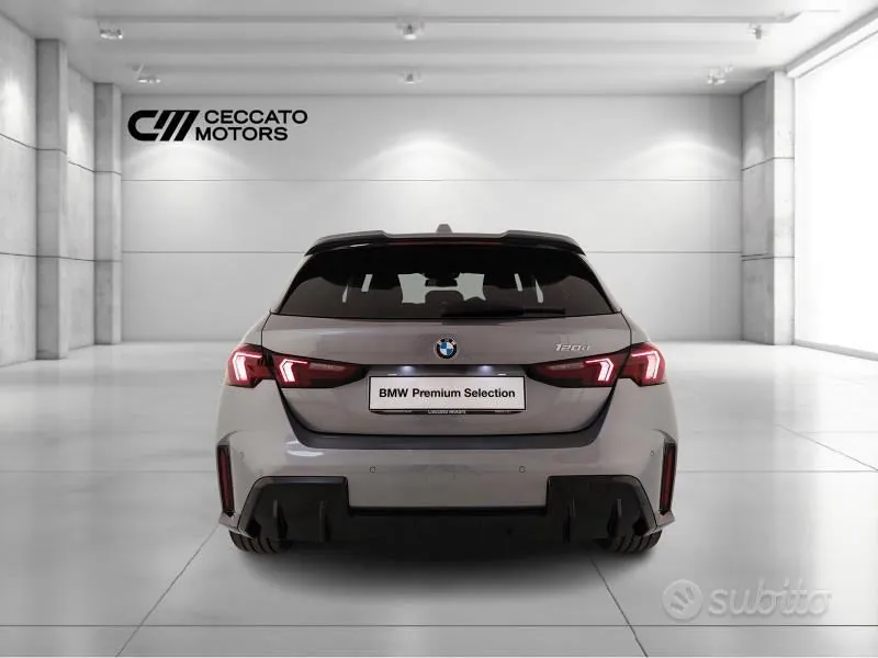 BMW 1 Series 2025 photo 5