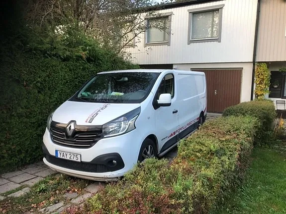 Renault Trafic 2016 photo 2