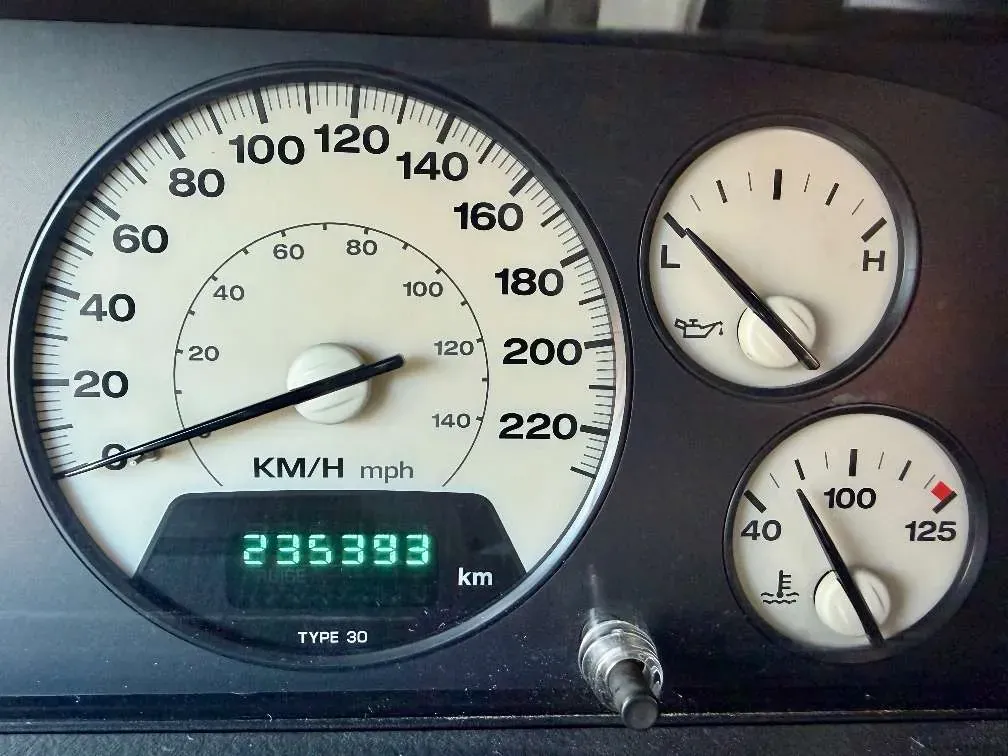 Jeep Grand Cherokee 2004 photo 3