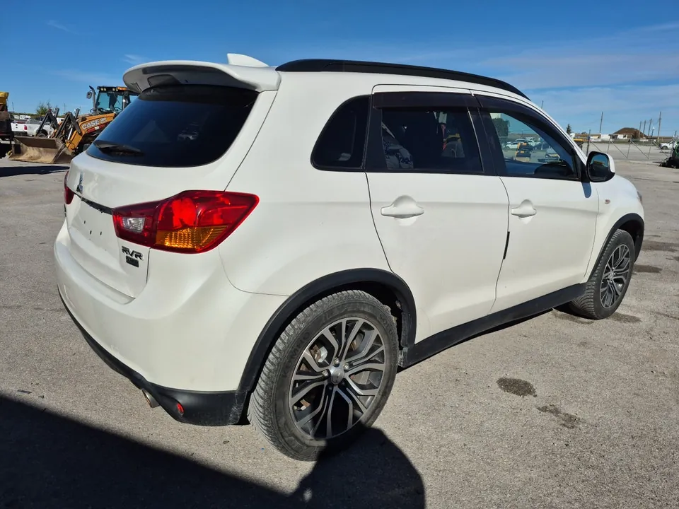 Mitsubishi Rvr 2017 photo 5