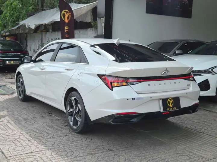 Hyundai Elantra 2023 photo 4