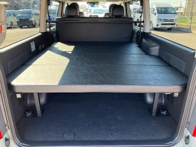 Toyota Hiace 2026 photo 4