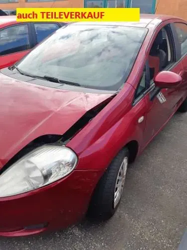 Fiat Grande Punto 2009 photo 3