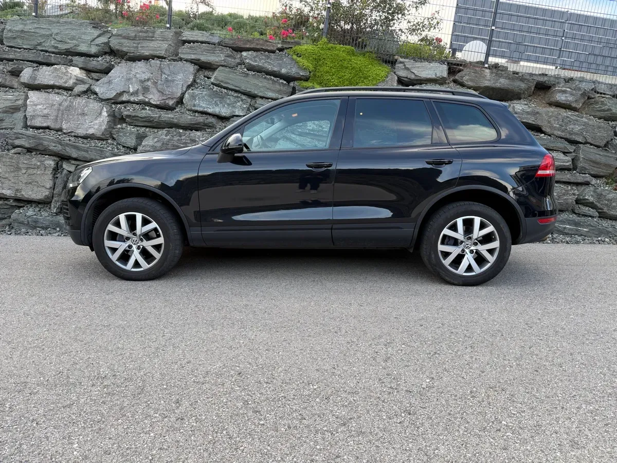 Volkswagen Touareg 2014 photo 2