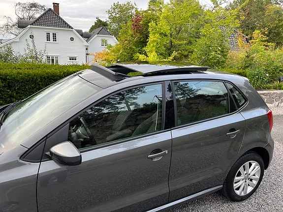 Volkswagen Polo 2015 photo 4