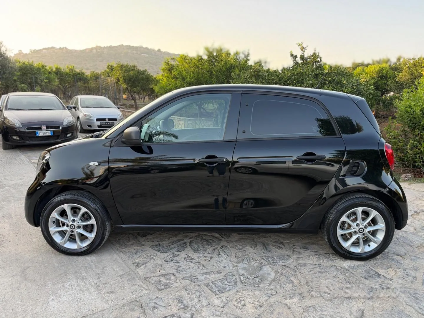 Smart Forfour 2016 photo 2