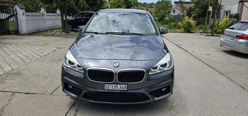 BMW 218