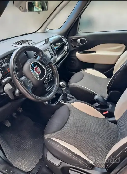 Fiat 500L 2014 photo 4