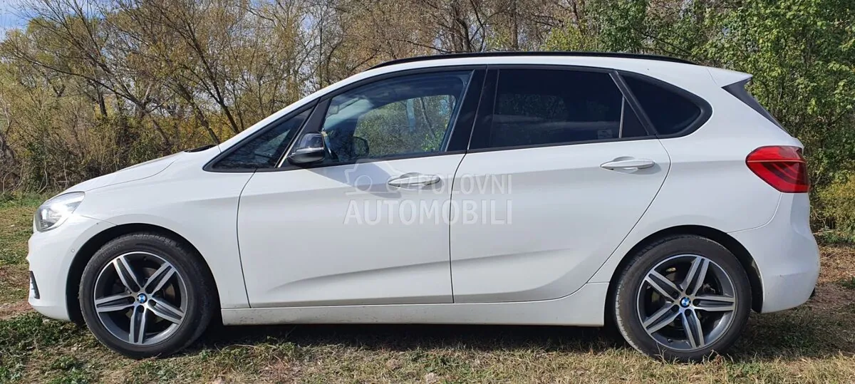 BMW 218 2015 photo 2