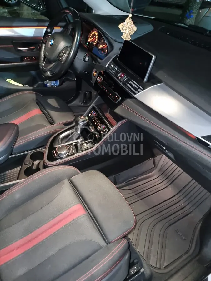 BMW 218 2015 photo 5