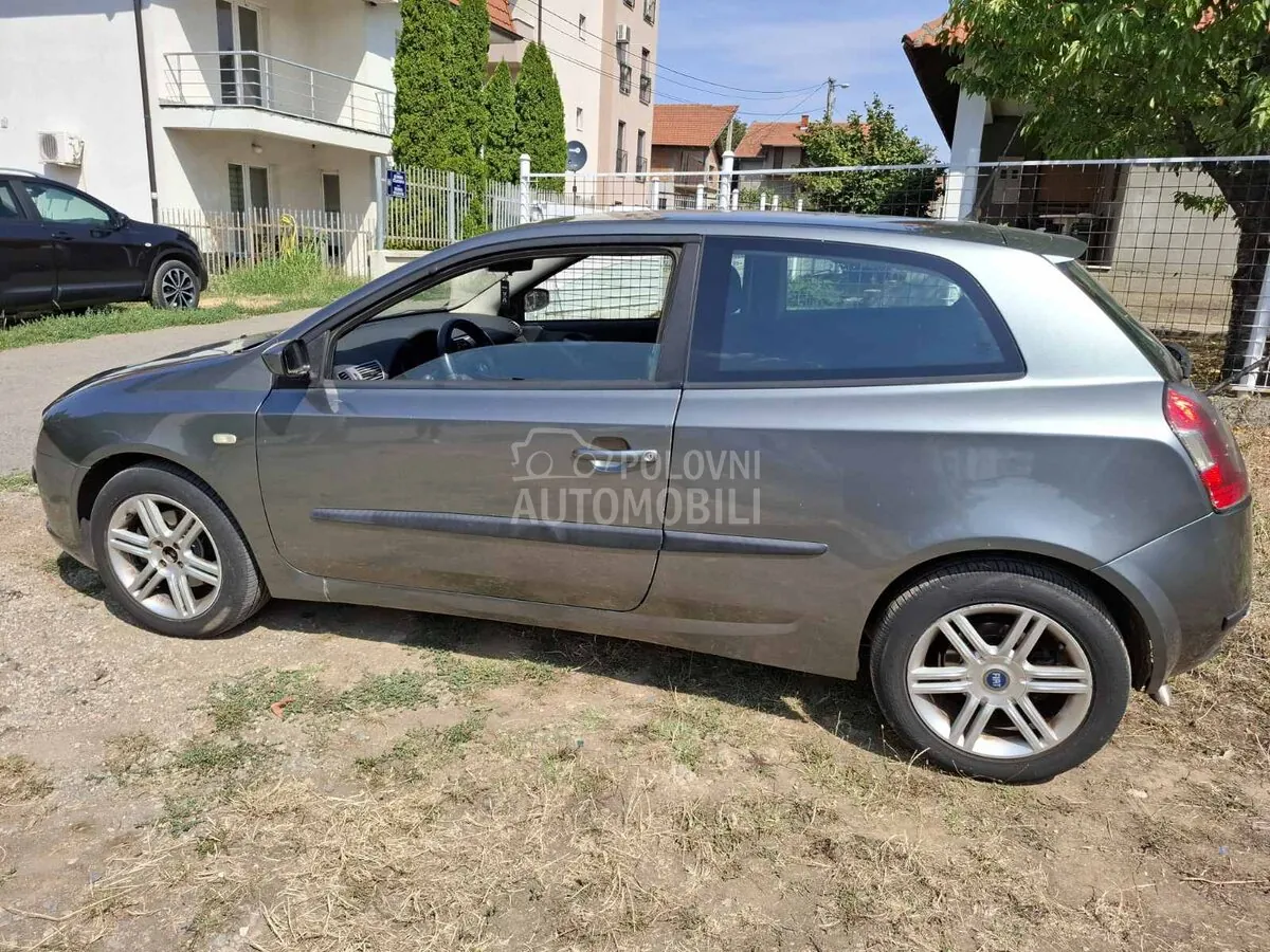 Fiat Stilo 2005 photo 2