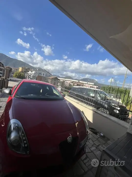 Alfa Romeo Giulietta 2015 photo 5