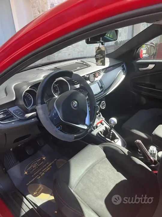 Alfa Romeo Giulietta 2015 photo 3