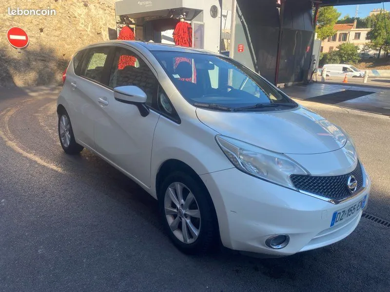 Nissan Note 2016 photo 4
