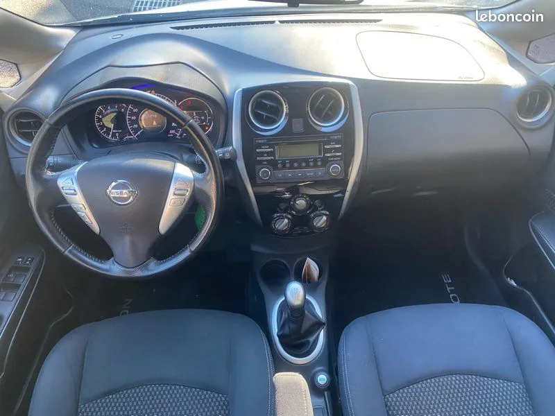 Nissan Note 2016 photo 5