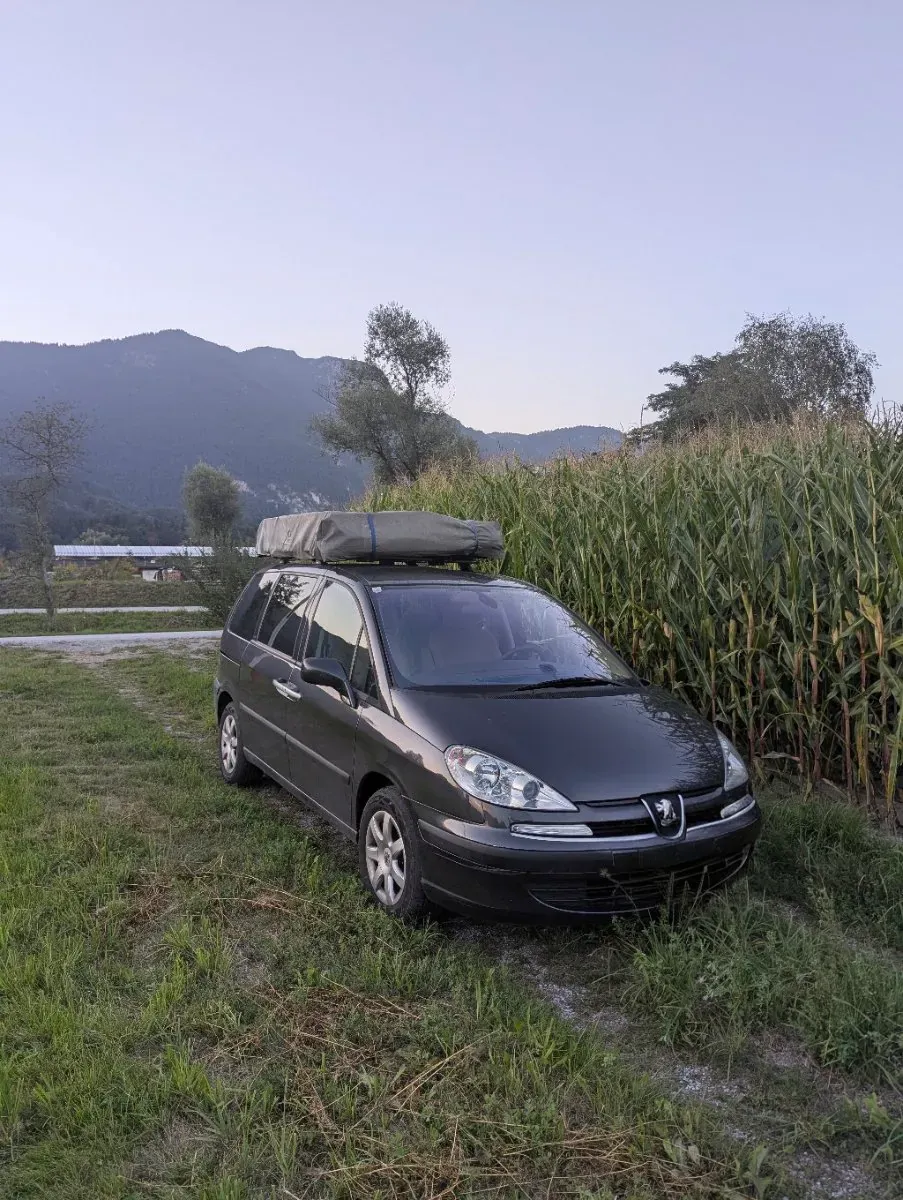Peugeot 807