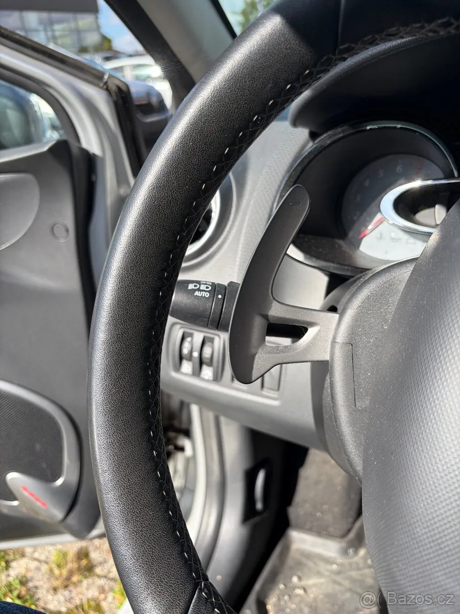 Renault Clio 2014 photo 4