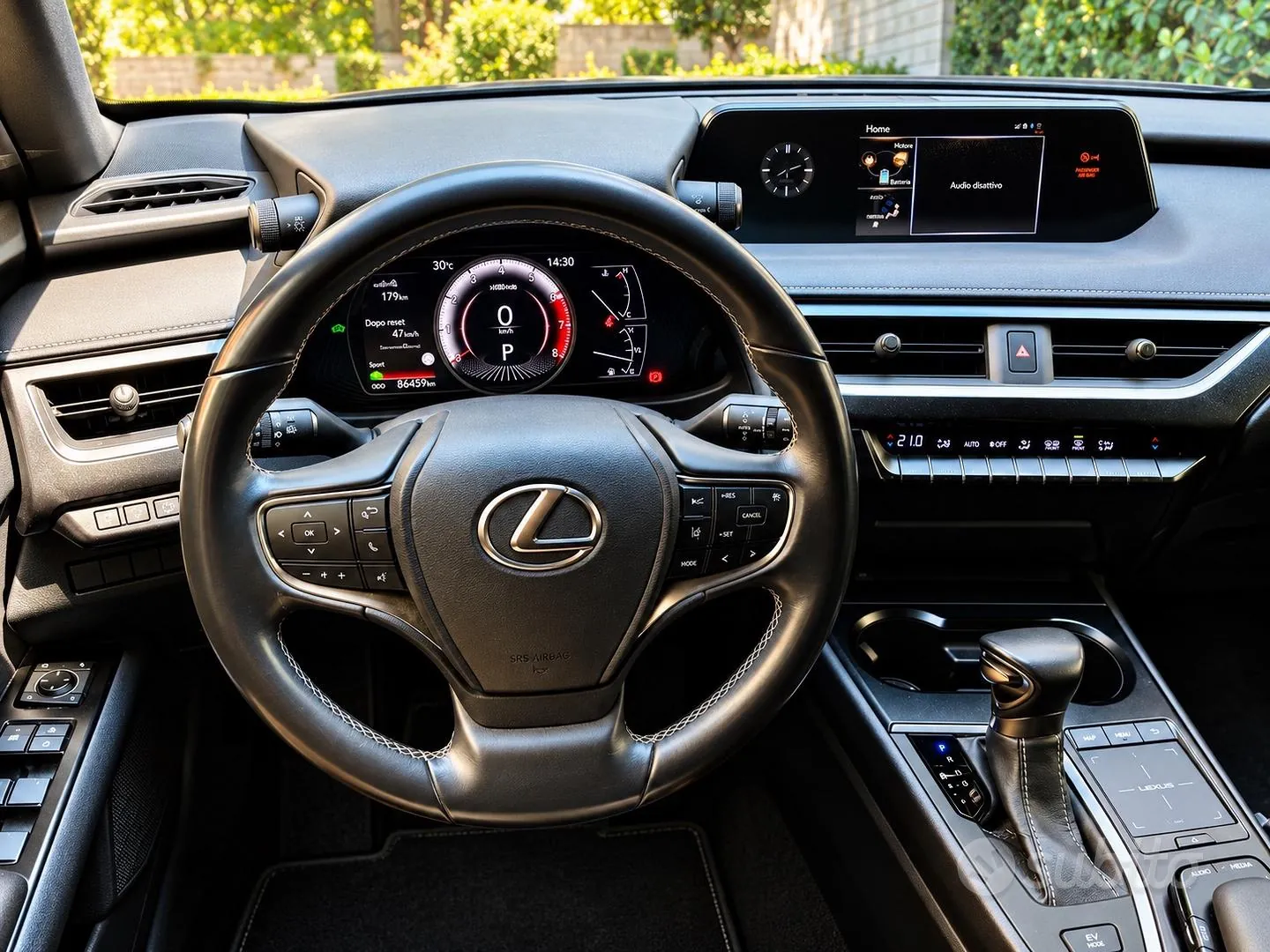 Lexus Ux 2019 photo 4