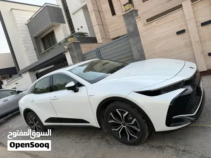 Toyota Crown 2025 photo 5