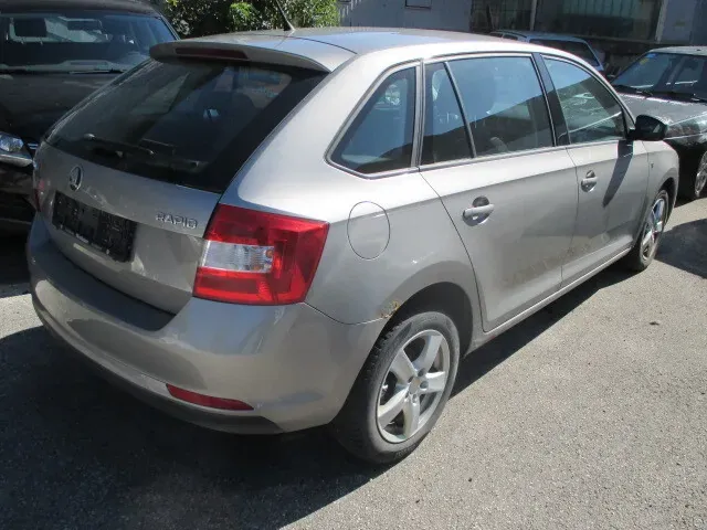 Skoda Rapid 2014 photo 3