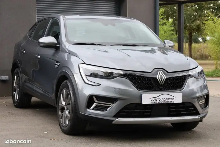 Renault Arkana 2024 photo 2