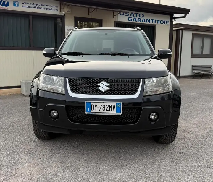 Suzuki Grand Vitara 2010 photo 2