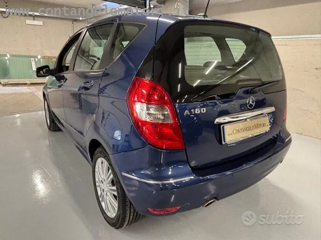 Mercedes-Benz A 160 2012 photo 3