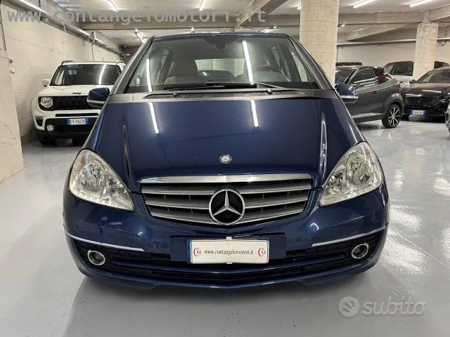 Mercedes-Benz A 160 2012 photo 4