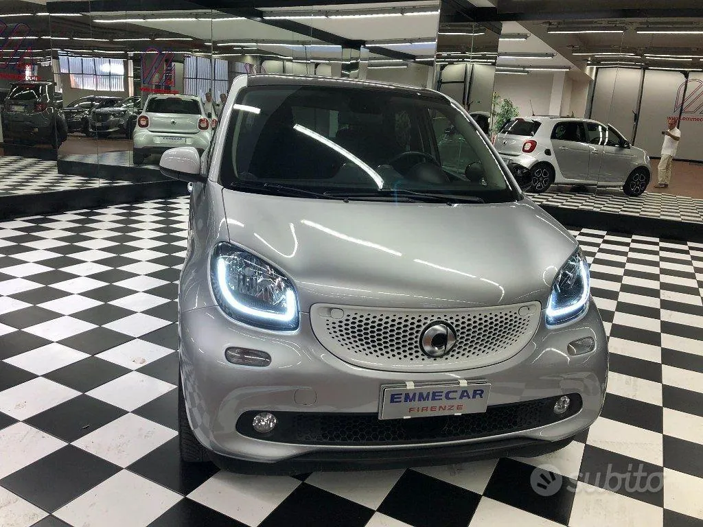 Smart Forfour 2018 photo 3
