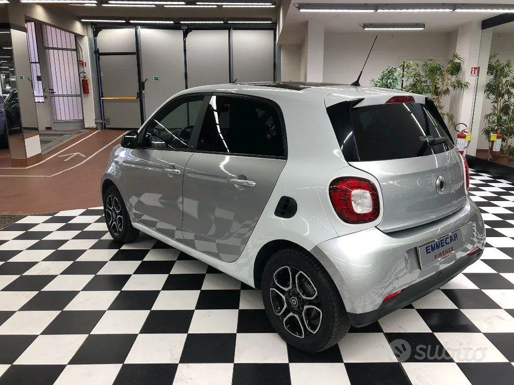 Smart Forfour 2018 photo 4
