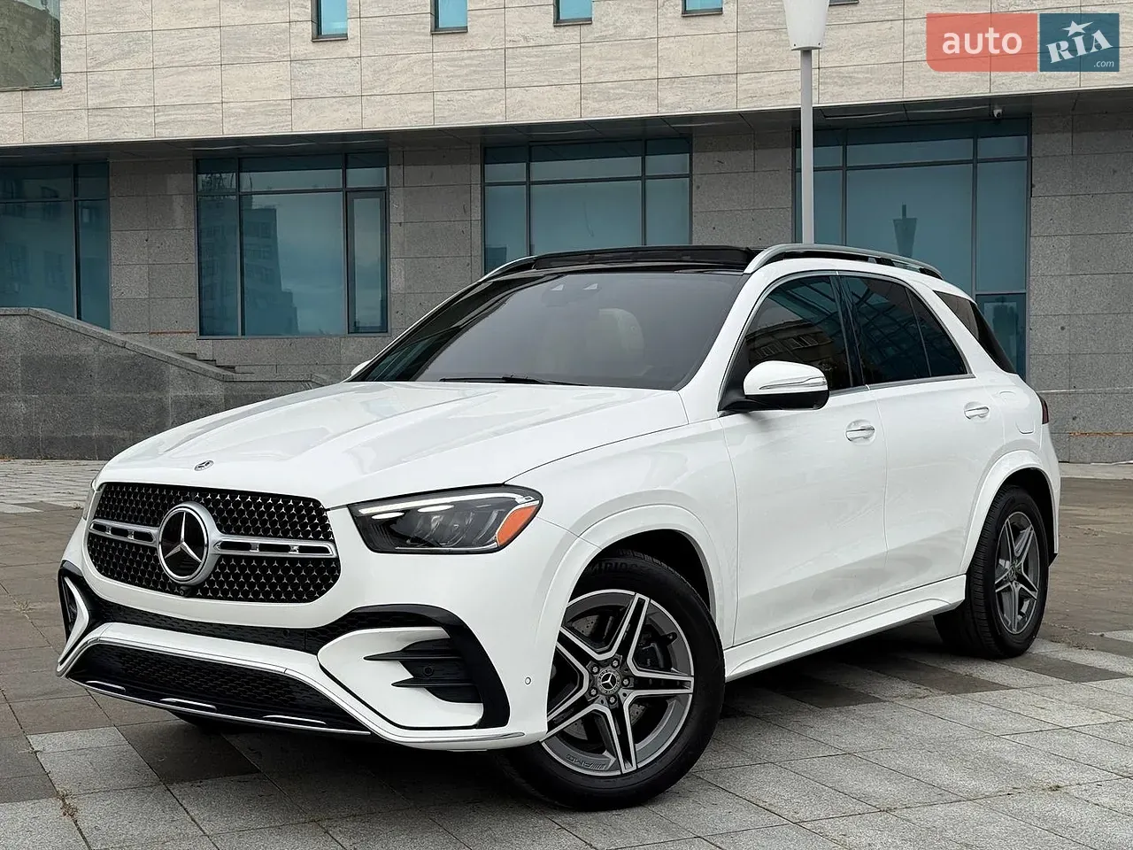 Mercedes-Benz Gle-Class 2023 photo 2